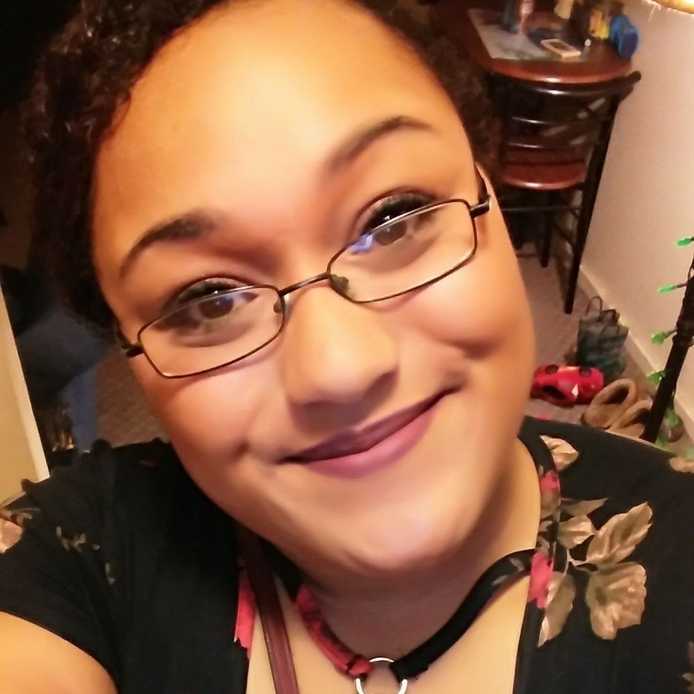 Meet your Posher, Caitlyn